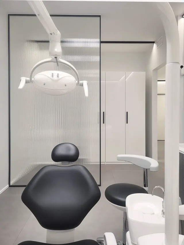 Studio Dentistico BR-11